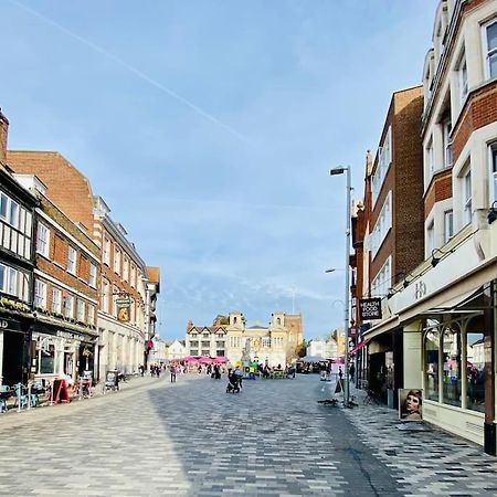New Studio Flat Overlooking City Centre Kingston upon Thames  Luaran gambar
